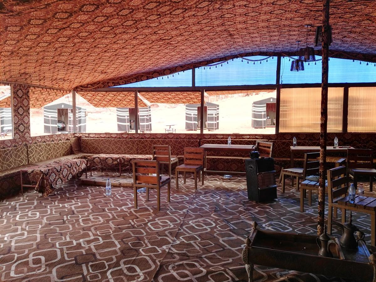 Rainbow Camp Hotel Вади Рум Екстериор снимка