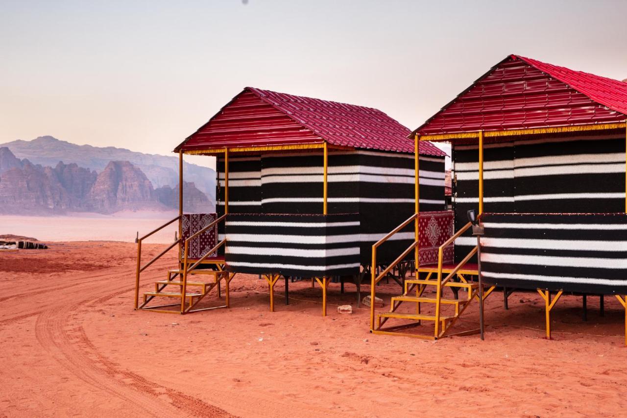 Rainbow Camp Hotel Вади Рум Екстериор снимка